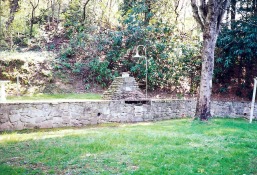 dads walls and firepit 001